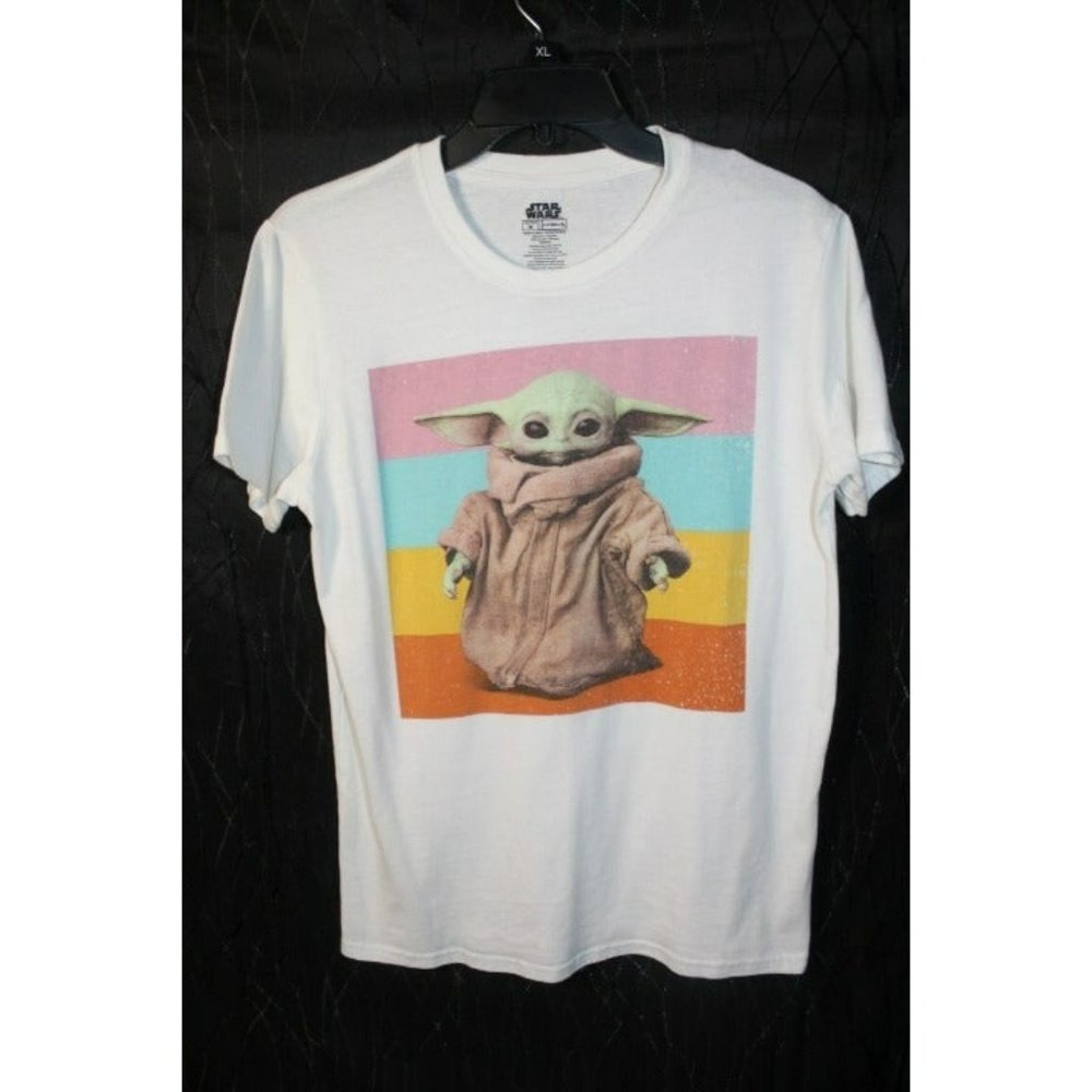 Grogu Baby Yoda Star Wars Short Sleeve T-Shirt / Size: Medium